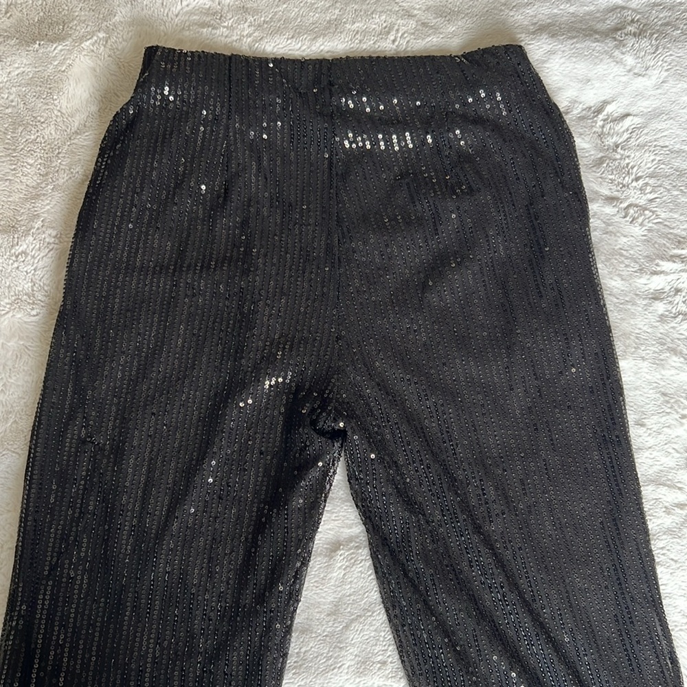 Black sequin pants - Picture 4 of 9